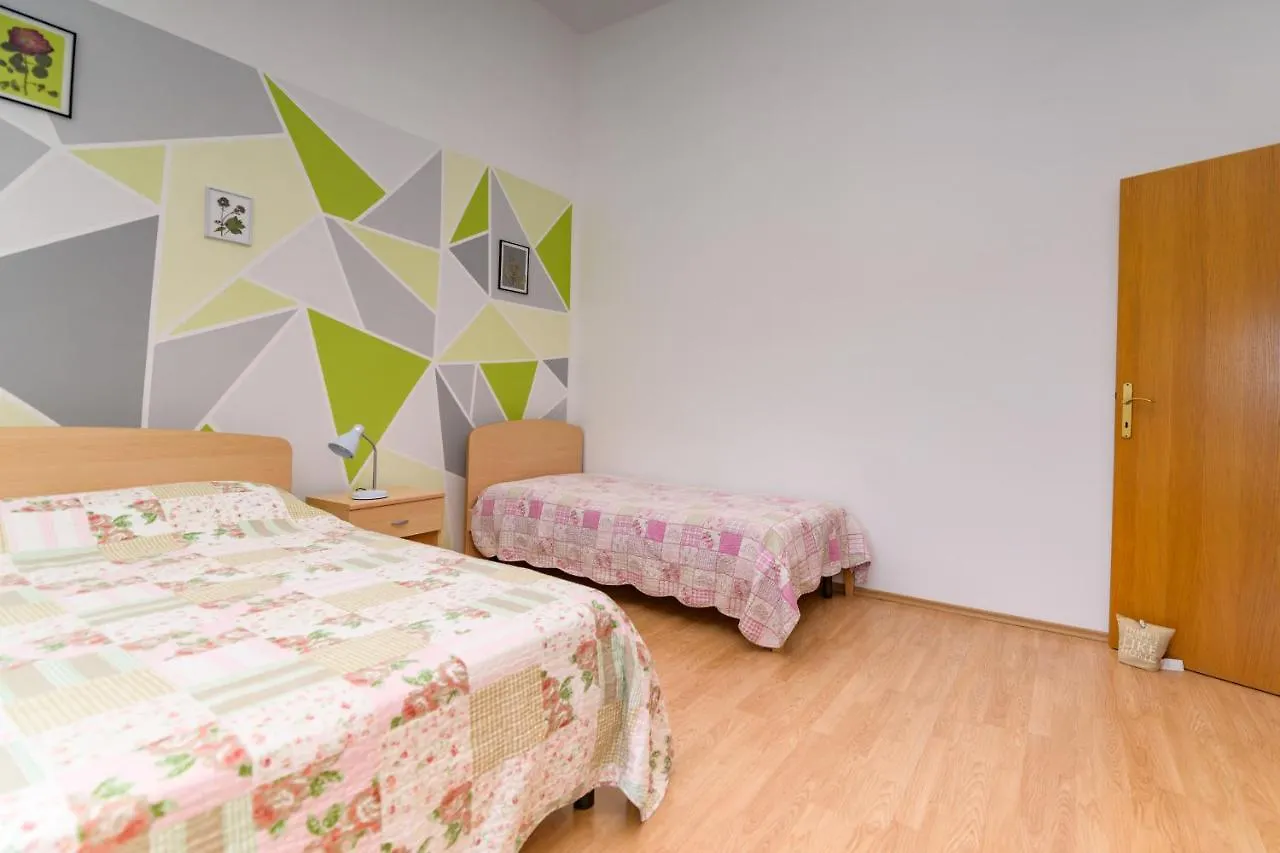 アパート Apartmani Noris Martinšćica クロアチア